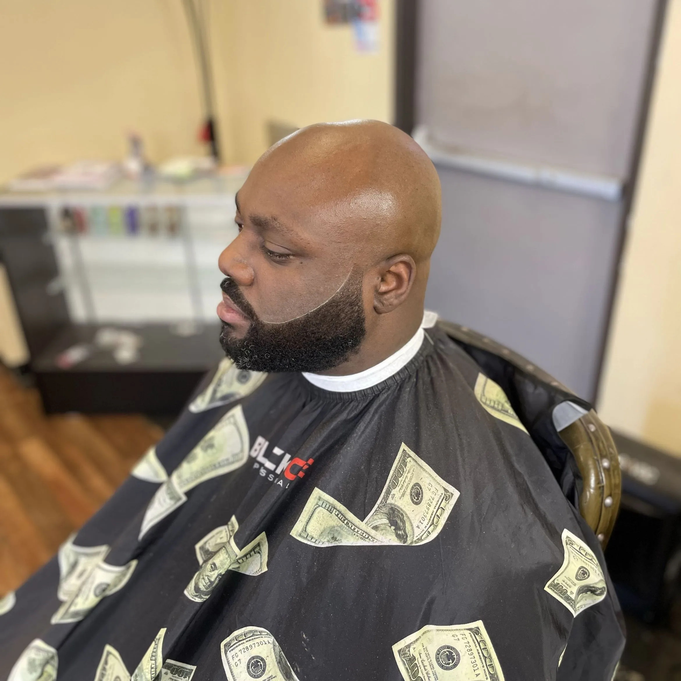 Edge Up/Beard shave 🧔🏻♂️ by Joe